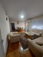 Ariana Guest House - Ferienwohnung Prizren
