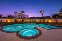 Vegas Mansion: Pool, Spa, Sauna, Theatre, By STRIP - B&B Las Vegas