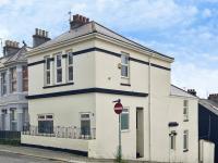4BR Home - Free Parking - Near Dockyard - Sleeps 8 - B&B Plymouth