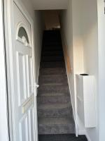 Modern 2 bed flat 1 min to station and amenities - Bed and Breakfast Goole
