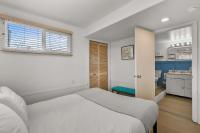 Large 3 bed house on creek by the bay and park - Bed and Breakfast Blaine