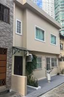 Descubra a Casa Felicidade em Belém! Climatizada, com sala ampla, 2 quartos, mezanino e Wi-Fi veloz. Localização central perto de atrações e gastronomia. Viva a Amazônia com conforto exclusivo. Reserve já sua experiência inesquecível! - Chambres d'hôtes Curro Velho