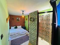 Chambre Double ou Lits Jumeaux avec Douche