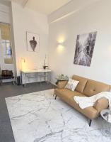 Art Deco Chic on Queen - B&B Auckland