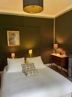 Deluxe Double Room with Shower