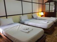Triple Room with Garden View