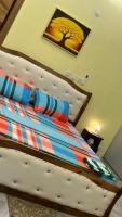 CHAMBREs SALON MEUBLÉ - B&B Yamoussoukro