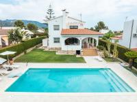 Villa Ponent I Pool I BBQ I 5minBeach I Garden - Bed and Breakfast Calafat
