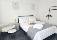5-Min Walk to Whiston Hospital Entire Home - Ferienwohnung Prescot