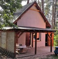 Domek nad jeziorem z łódką - B&B Kretowiny