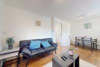 Bright 2BR Home Near Stadium with Easy London Access - B&B Isleworth