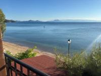 Thalia- 2 Bedroom Beachfront Apartment! - B&B Lefókastro