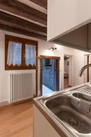 Casa dei Greci close by Biennale and San Marco - B&B Venice