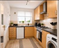 Trades Welcome Free Van Parking Long Stays - B&B Peterborough