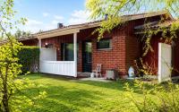 Peaceful one-bedroom apartment, private yard and parking - Ferienwohnung Oulu