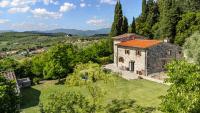 Villa Beatrice with Exclusive Garden - B&B San Cristoforo a Perticaia
