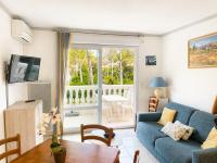 Appt Azur Grand Parc - B&B Saint-Aygulf