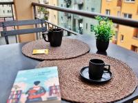 Large and Modern Apartment with AC - Solari - Ferienwohnung Mailand