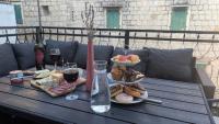 Kaštela Tree House - B&B Kutleše