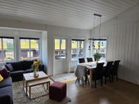 Myrkdalen apartment with lovely balcony - B&B Voss