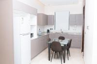 Modern 3 Bedroom Apartment in Al Yasmin - B&B Riad