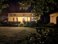 Au coeur de la forêt, de 2 à 14 personnes - Ferienwohnung Soulaures