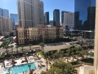 Signature at MGM Grand - One Bedroom Suite with Strip View and Balcony - Chambres d'hôtes Las Vegas