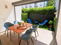 Appartement climatisé avec terrasse - Port Santa Lucia - B&B Saint-Raphaël