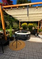 Wellspace Forest Retreat - Ferienwohnung Karlsbad