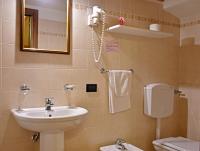 Camera Singola con Bagno Privato