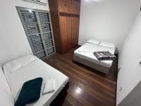 Dreibettzimmer mit eigenem externen Bad
