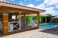 Dakar Garden Apartment with Pool - B&B Willemstad