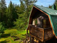 Secluded North Cascades Retreat Private Trail Fire Pit - B&B Marblemount