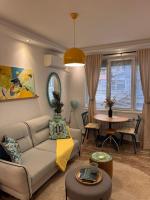 Just by Snow Sheep ApART-1 Bedroom Flat - Chambres d'hôtes Roussé