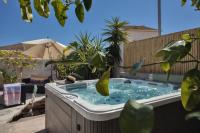 Stella Baggia - jacuzzi - proche de la mer - B&B Lucciana