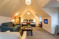 Studio in the Field - B&B Andover