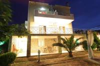 Villa Christine - Maisonettes with fireplace - B&B Alivéri
