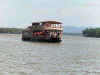 Ezimala cruise - B&B Cheruvattūr