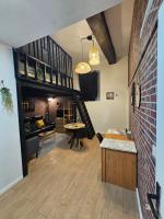Duplex à 15 min à pieds de la gare, centre historique Montluçon - B&B Montluçon