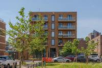 2 Bedroom, 2 Bathroom Apartment with Balcony in Hoxton, Zone 1, Sleeps 6 - Ferienwohnung London