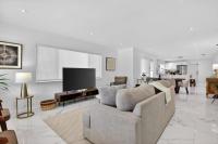 Tropical Oasis with Private Pool - B&B Fort Lauderdale