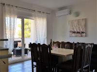 Appartamento con 2 Camere da Letto e Balcone
