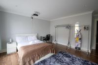 Brick Lane Modern 2BR Apartment Up To 5 - B&B London