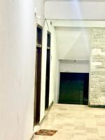 Luxury E-11 Apartment Netflix, WiFi and AC - B&B Islamabad