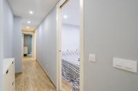 WELCS APARTAMENTO 413 EMP en el puerto - Bed and Breakfast Roses