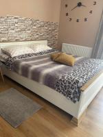 DreamTown Однокімнатна біля вокзалу, Обласна лікарня, автостанція, порт сіті - B&B Luc'k