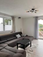 Ruhiges City-Apartment mit Balkon - B&B Selb