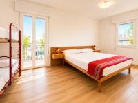 Appartamento con 3 Camere da Letto
