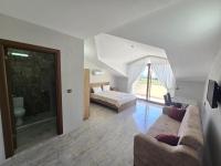 Deluxe Twin Room with Sea View