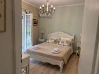 Mon Repos Deluxe Apartment - B&B Anemómylos